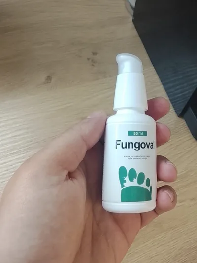 Fungoval bočica sa pumpicom