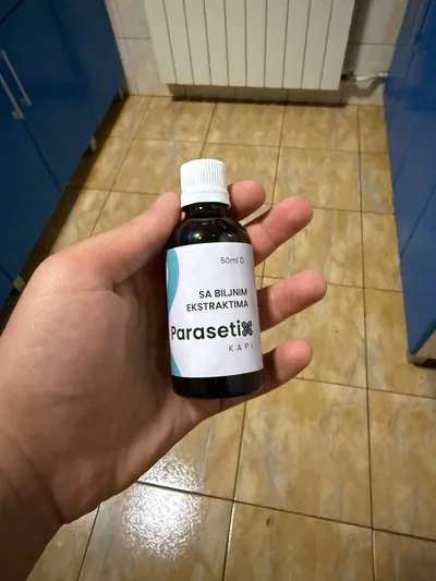 Parasetix kapi u ruci